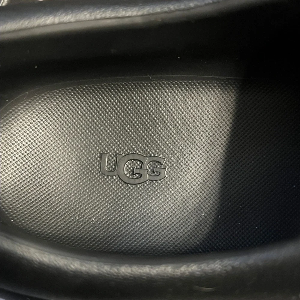 UGG Black Puffer Slide Sandals/sports clogs - Picture 11 of 13